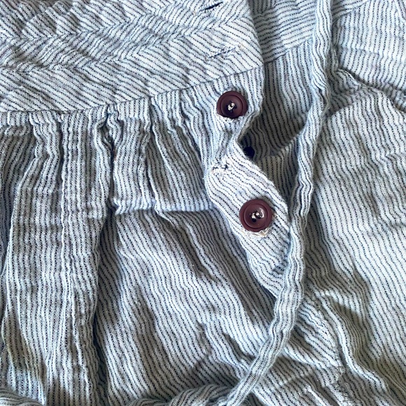 Sandy High Waist Semi-Cargo Short, Womens. size M - Picture 3 of 4